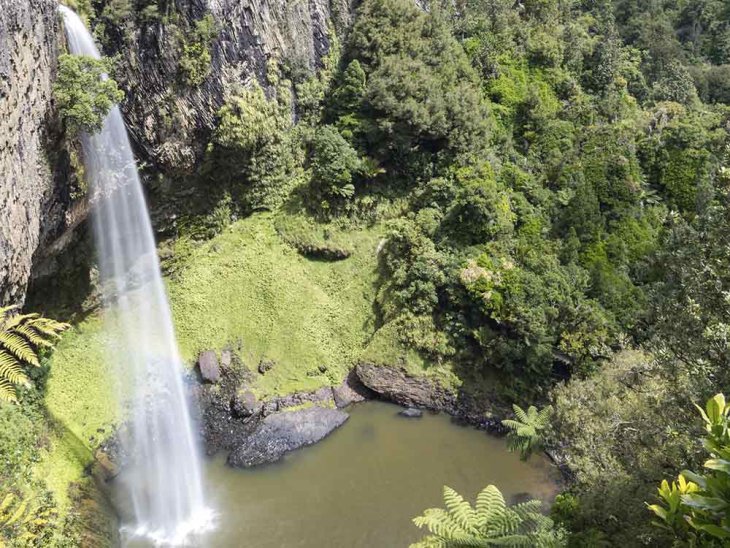 Bridal veil waterfall 
