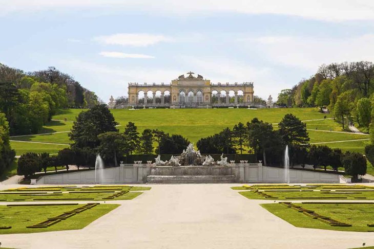 Schonbrunn Palace 