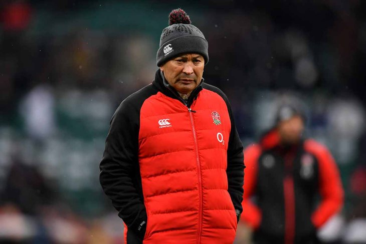 Eddie Jones cuts a forlorn figure