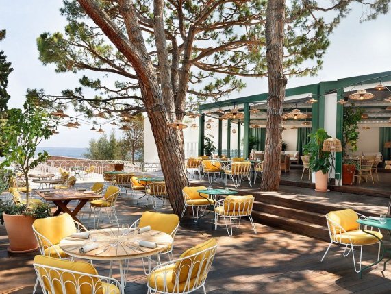 Hotel in Monte Carlo Le Meridien Beach Plaza terrace