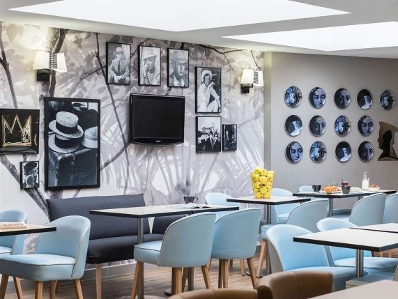 Ibis Styles Nice Vieux Port Hotel dinning area