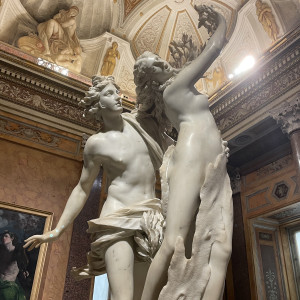 Apollo and Daphne, Bernini