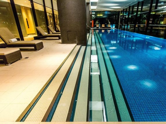 The Crown Promenade hotel pool image