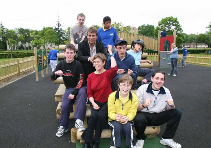 Gullivers to raise money for Wooden Spoon, the children’s charity of rugby